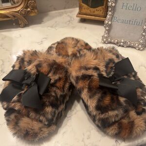 Leopard Print Faux Fur Slippers with Black Bows